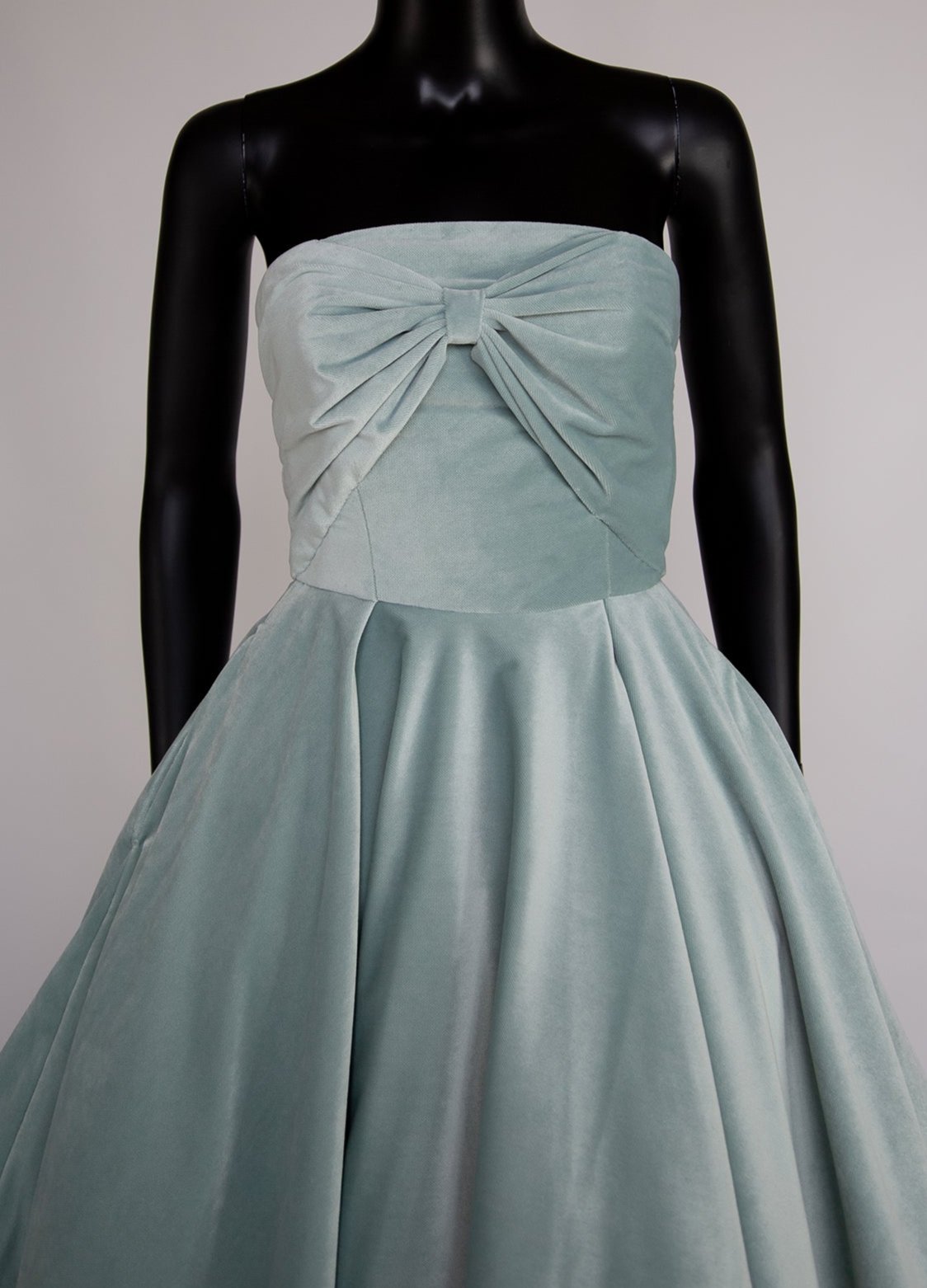 Blush Frost - Blue Velvet Bow Midi Dress