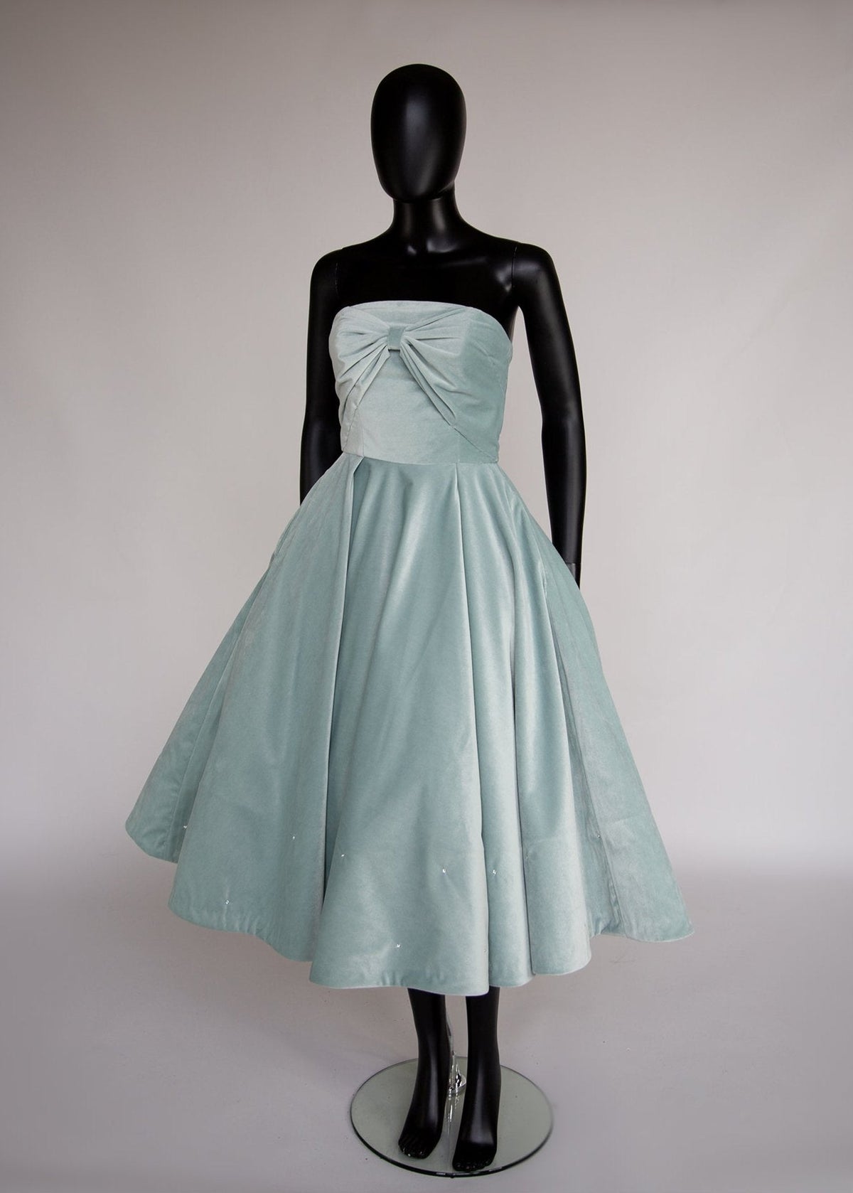 Blush Frost - Blue Velvet Bow Midi Dress