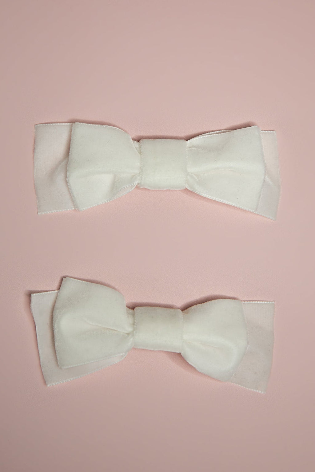 Ivory Velvet Bow Shoe Clips