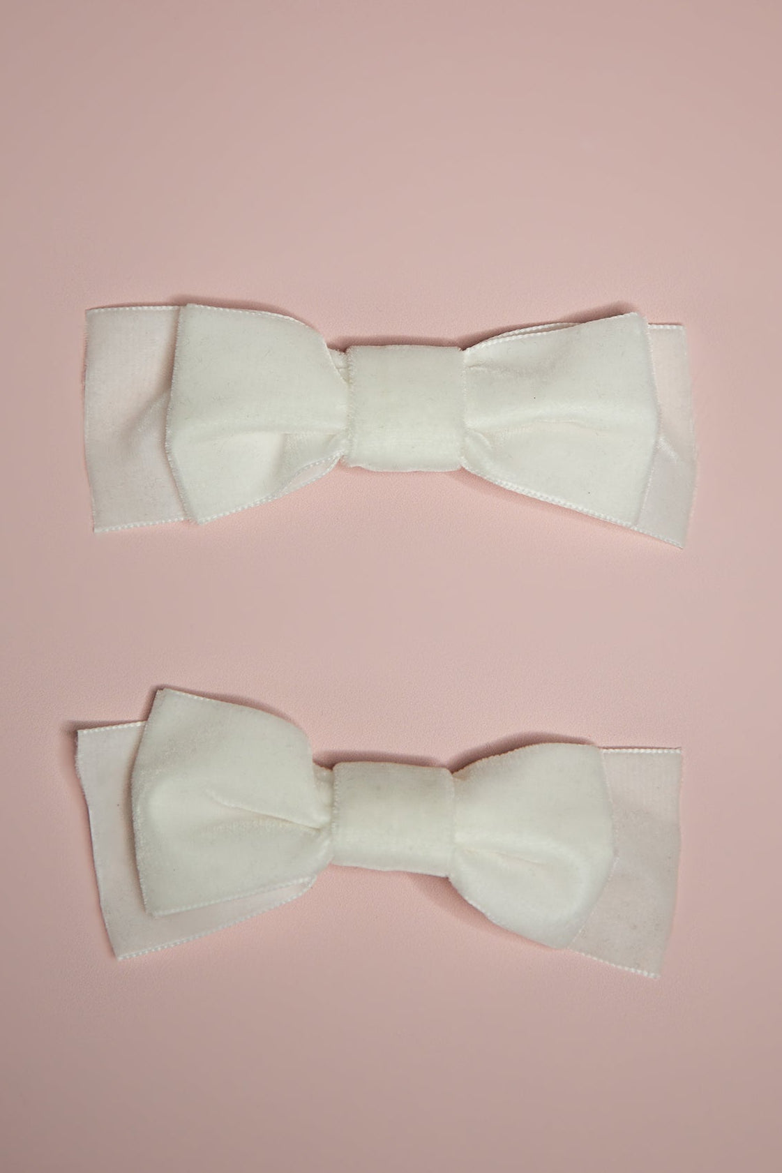 Ivory Velvet Bow Shoe Clips
