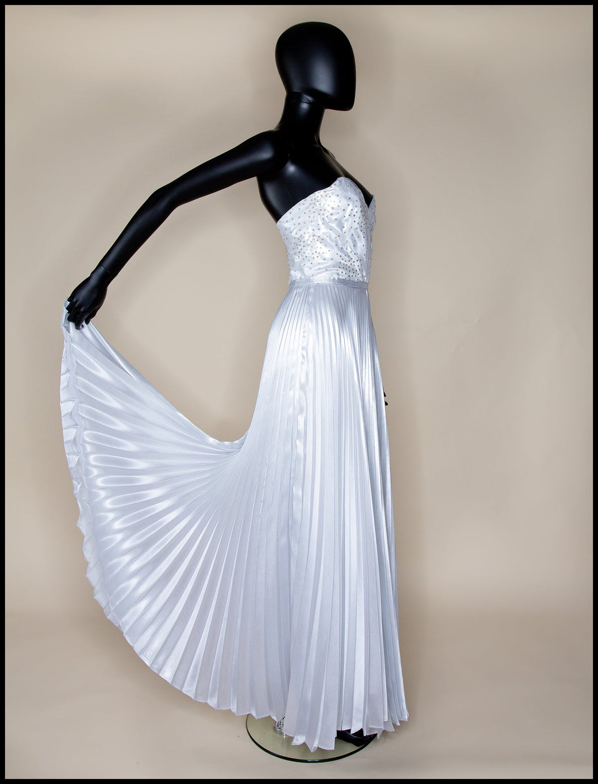 Ivory Metallic Pleated Strapless Wedding Gown - S