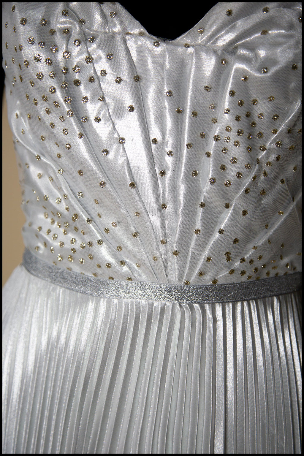 Ivory Metallic Pleated Strapless Wedding Gown - S