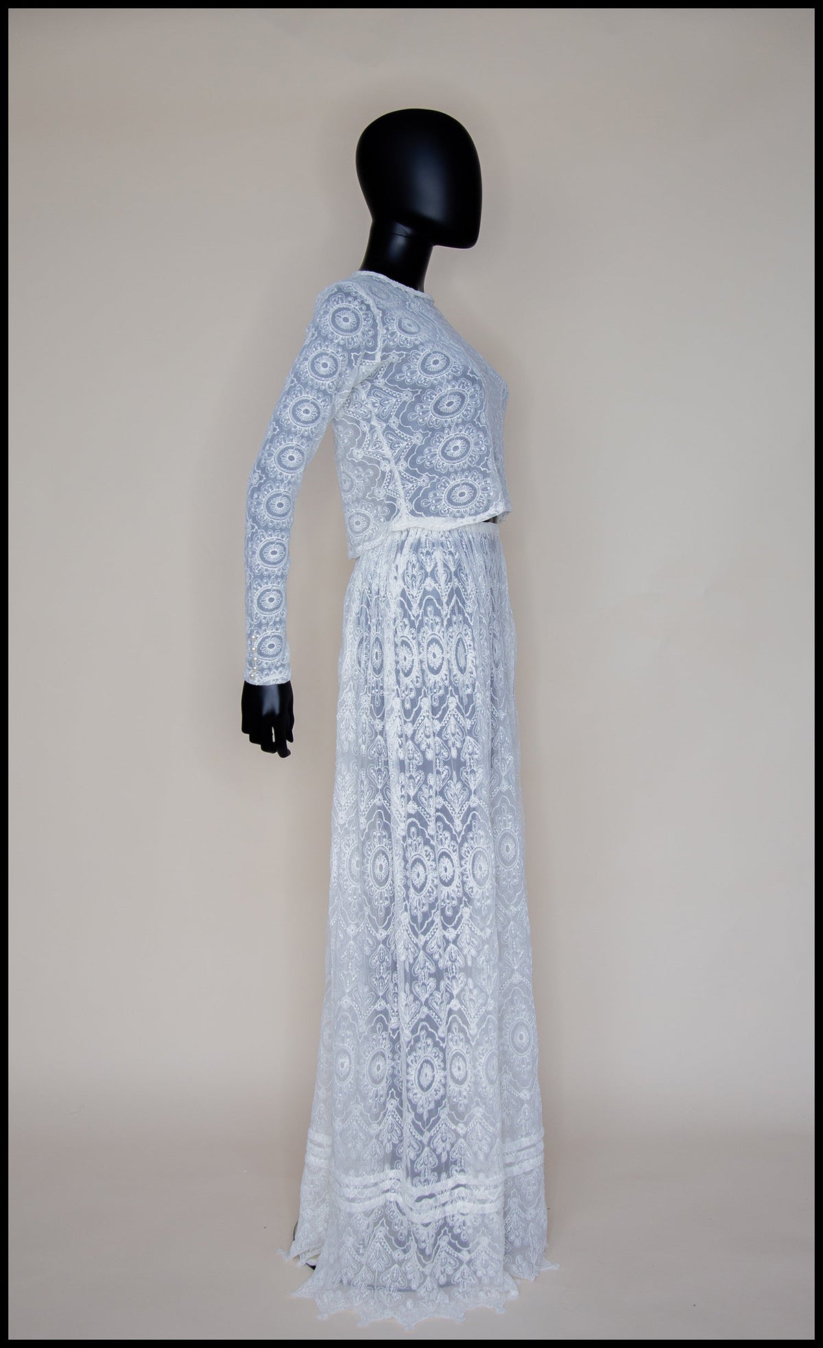 Cream Embroidered Lace Top and Skirt Gown Set - S