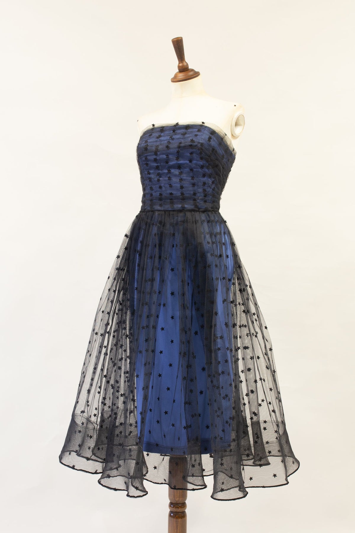 Black Magic - Star Tulle Cocktail Midi Dress