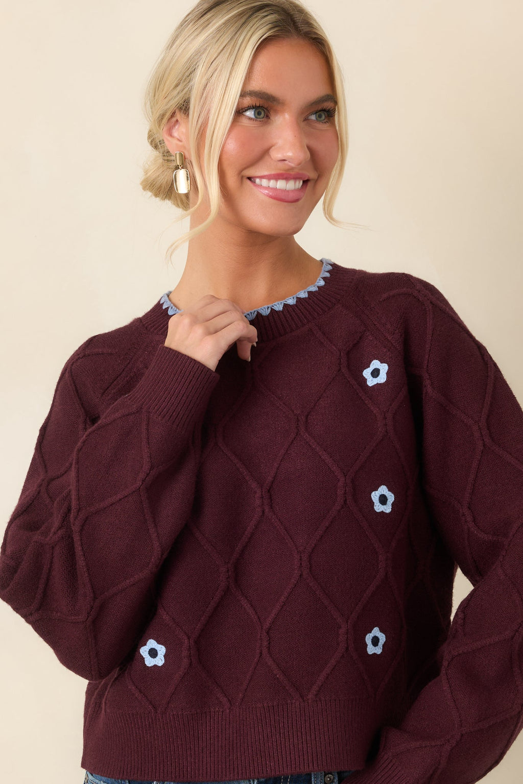 In Blooming Detail Burgundy Floral Textured Sweater
