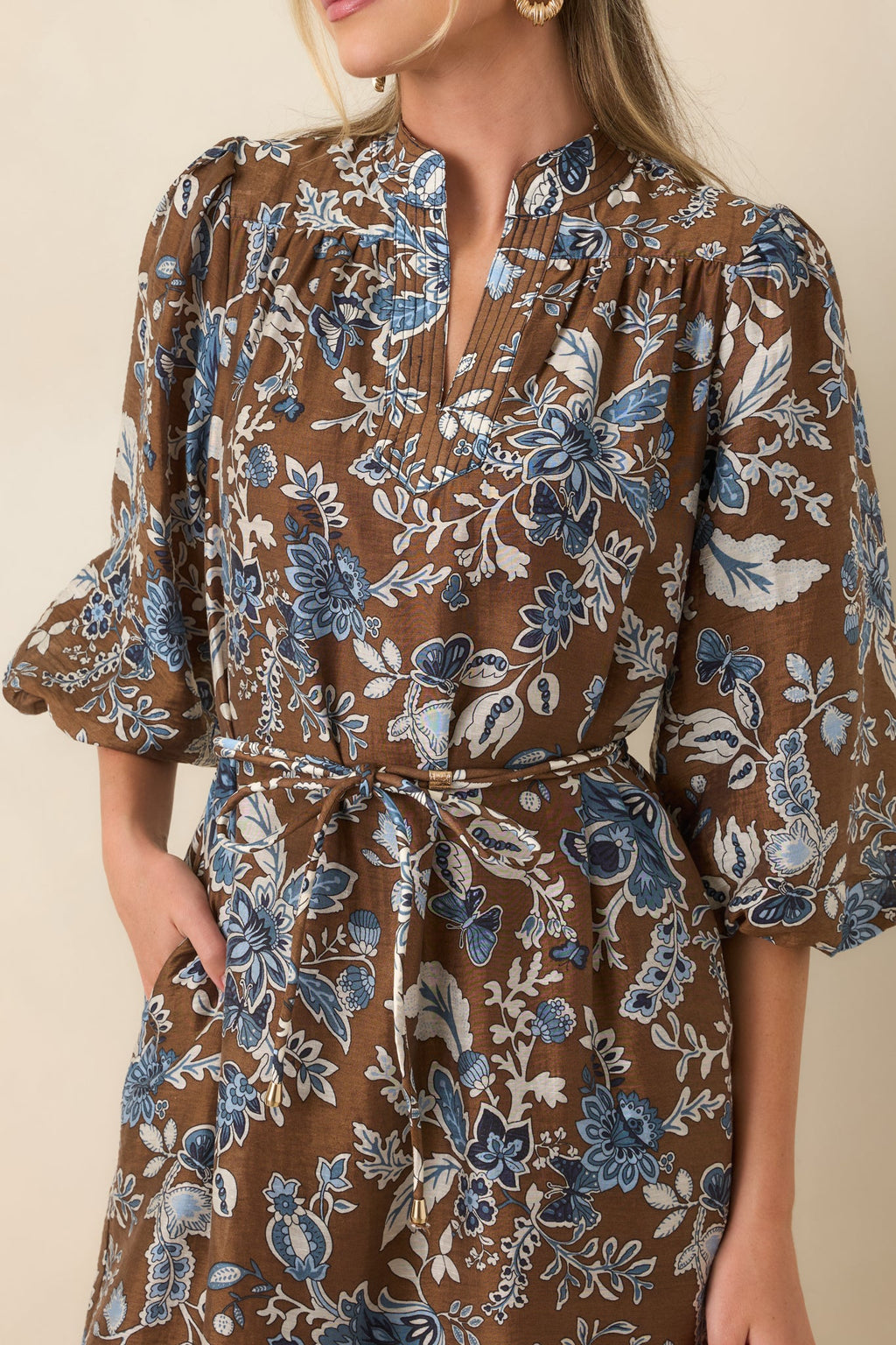 A Well-Told Story Brown & Blue Floral Tie-Waist Midi Dress