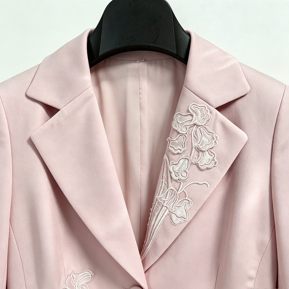 Pink Floral Embroidered Women’s Suit – Elegant Blazer and Trousers Set