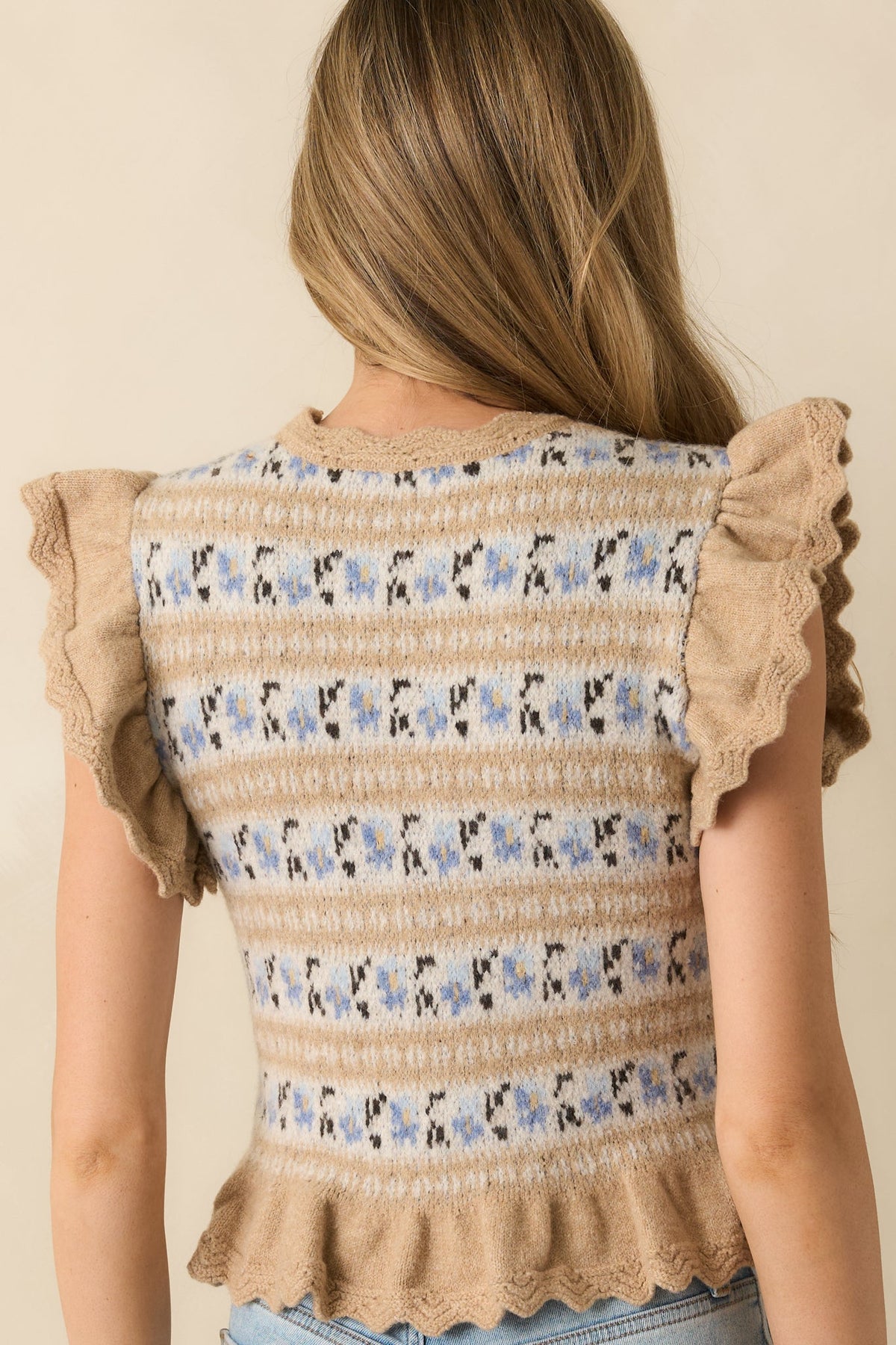 Sweet Meadow Taupe Multi Floral Knit Ruffled Cap Sleeve Top