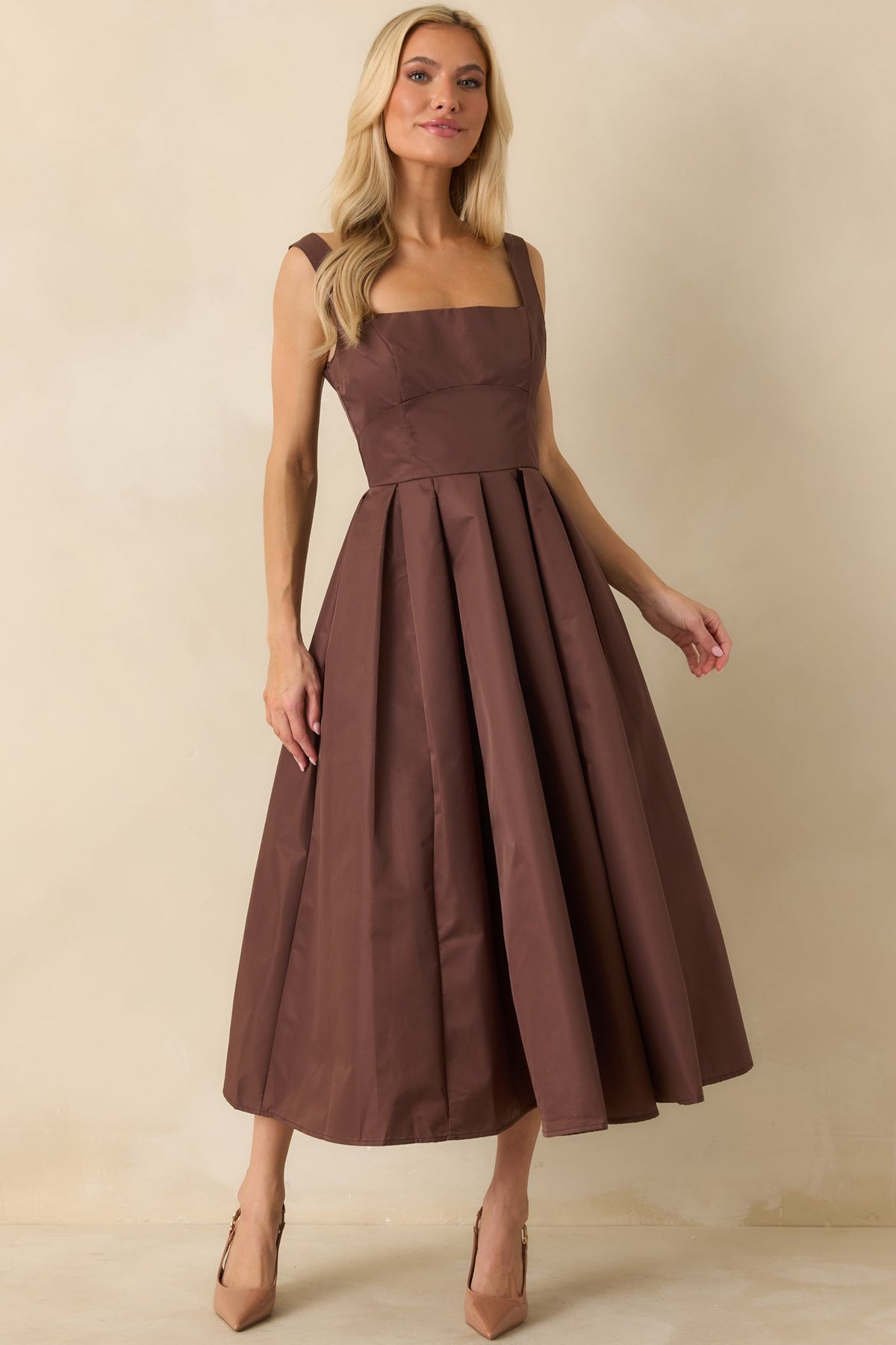 The Main Idea Cocoa Brown Sleeveless Pleated Structured Midi Dress