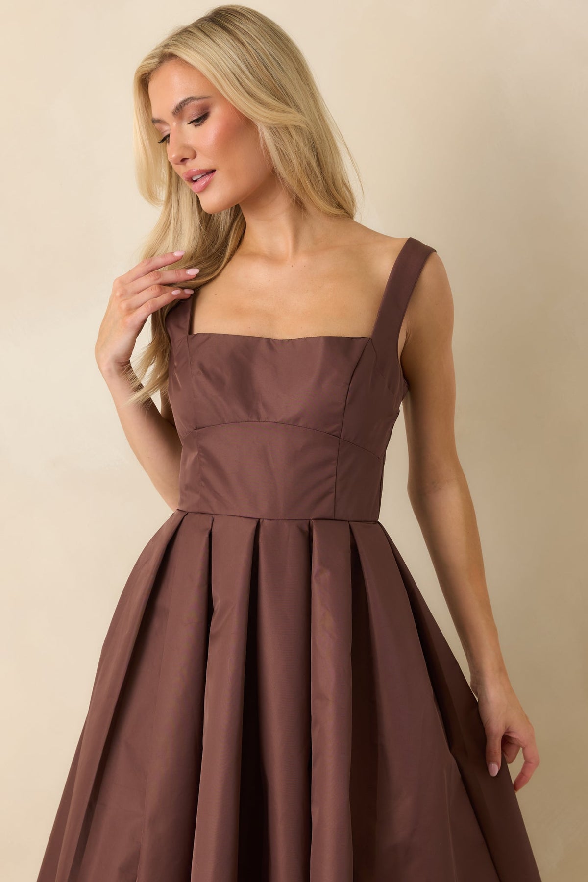 The Main Idea Cocoa Brown Sleeveless Pleated Structured Midi Dress