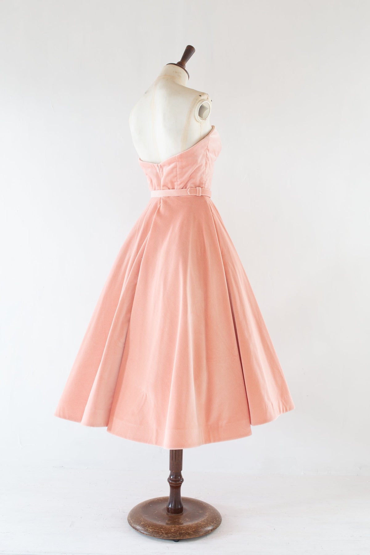 Alina - Strapless Pink Velvet Ballerina Dress