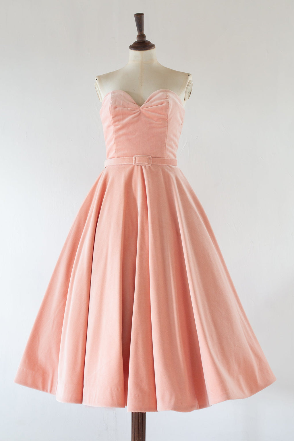 Alina - Strapless Pink Velvet Ballerina Dress